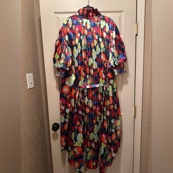 Emily McCarthy Rowan Pleated Cheetah dress XL LIKE NEW - Picture 6 of 6